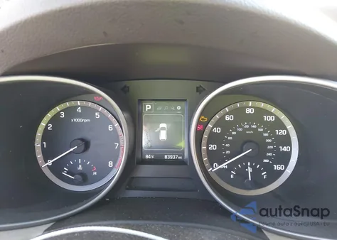 2018 Hyundai Santa Fe Sport 2.4L z USA, uszkodzony, nr VIN 5XYZT3LB5JG552103